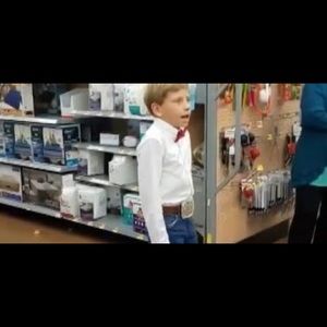 Meet your Posher, Johnathan